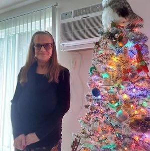 Meet your Posher, Debra